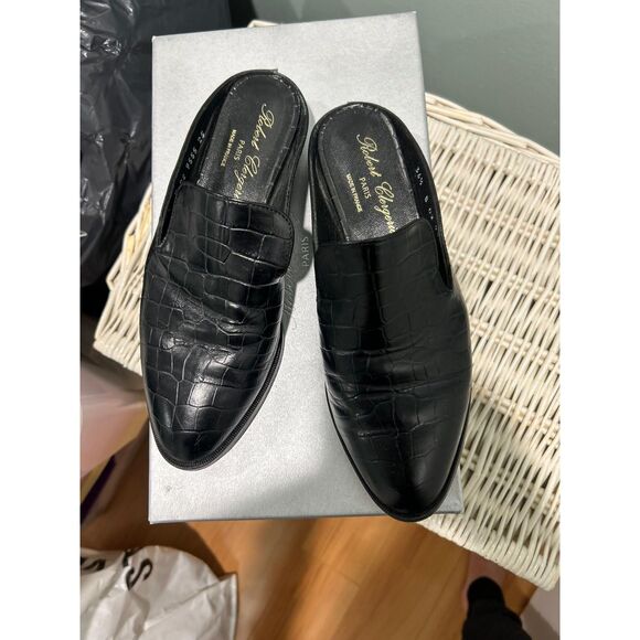 Robert Clergerie Leather Embossed Mules Flats Black US 6 EU 36.5 - Picture 2 of 6
